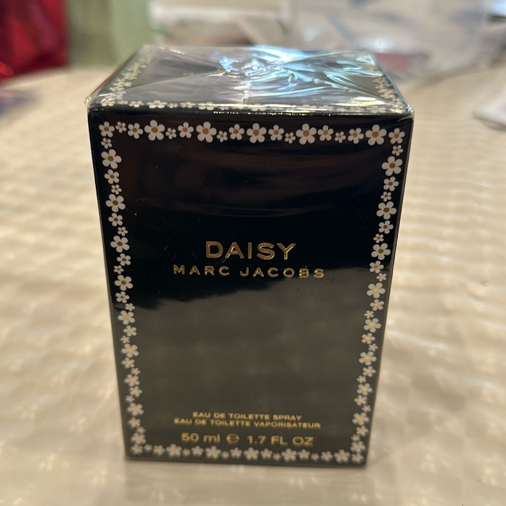 Daisy Marc Jacob’s perfume (1.7 fl oz)